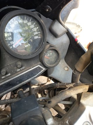 Kawasaki GPZ 600 R Negra