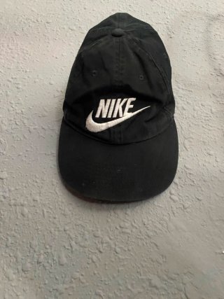 Cada gorra 5€