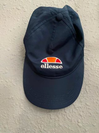 Cada gorra 5€