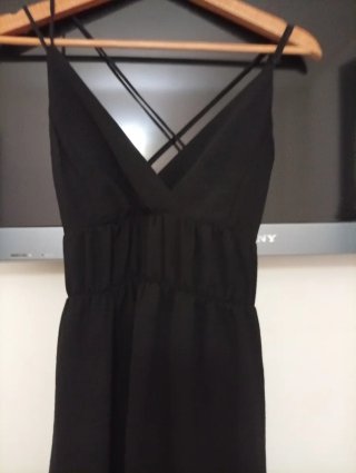 Vestido negro tirantes cruzados