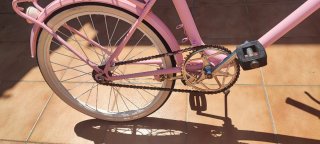 Bicicleta rosa vintage