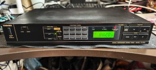 Toshiba Sintonizzatore Radio Nero Oro