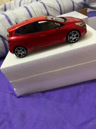 Renault Clio RS Rojo Otto 1:18