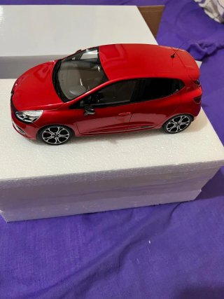 Renault Clio RS Rojo Otto 1:18