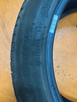 Neumaticos Michelin Primacy 4 235/45 R18