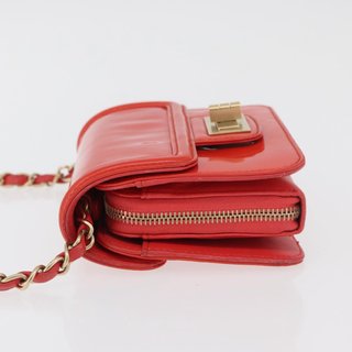 CHANEL Chain Shoulder Wallet Patent leather