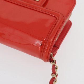 CHANEL Chain Shoulder Wallet Patent leather