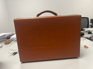 Maletín vintage piel Loewe marrón