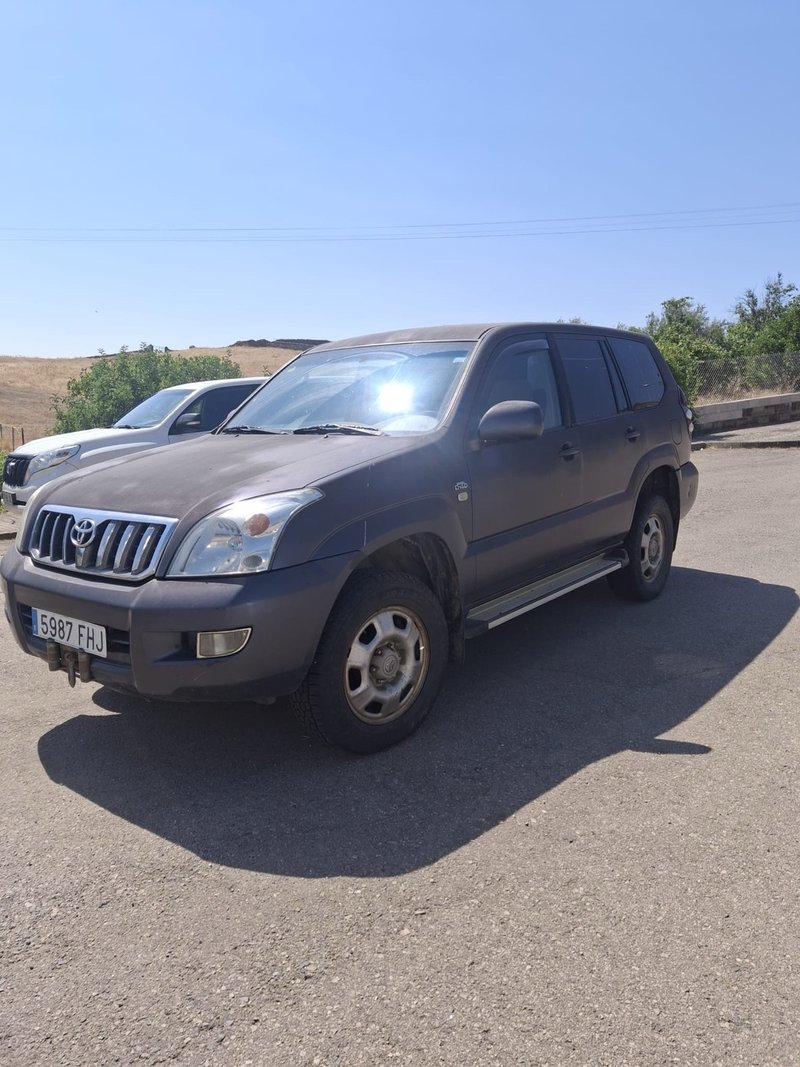 Toyota Land Cruiser 2006 - foto 1