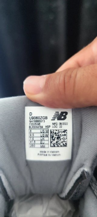 Sapatilhas New Balance 9060 Cinza 41.5