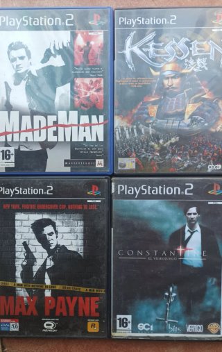 Play 2 con mandos, tarjeta de memoria,cablesLote 1
