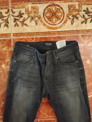 Pantalones Jack Jones Talla 28/32 Negros