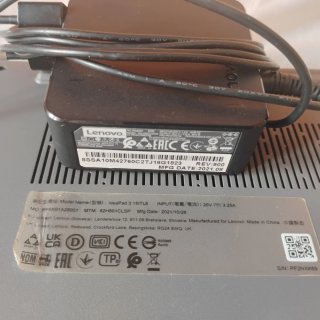 Portátil Lenovo Intel Core i3 Gris