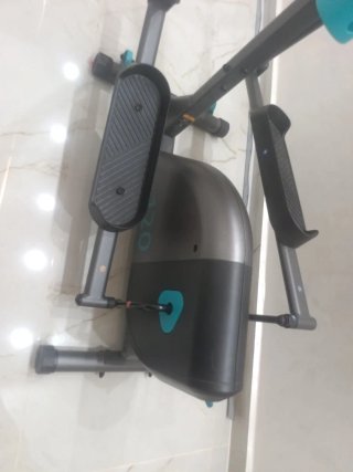 Elíptica Gimnasio Negra