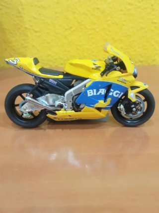 3 Motos Colección Escala 1:12