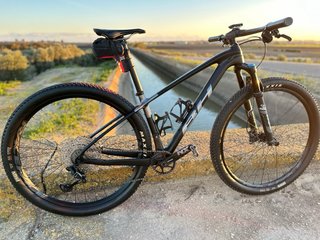 Bicicleta BH Ultimate EVO