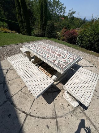Conjunto Jardín Piedra y Mosaico Mesa + 4 Bancos