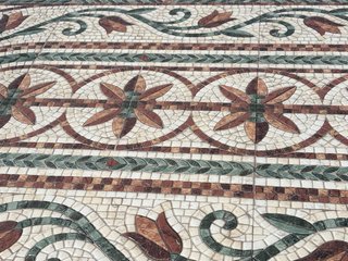 Conjunto Jardín Piedra y Mosaico Mesa + 4 Bancos