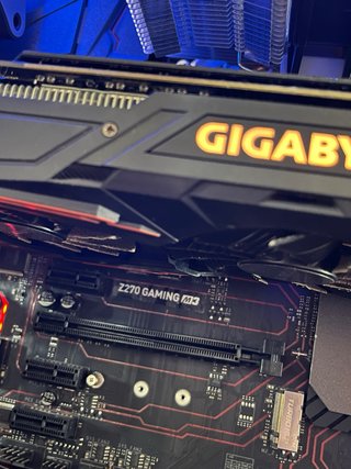 PC GAMING - GTX 1070 - 16 Ram - 512 GB