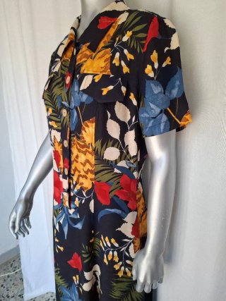 Vestido estampado floral manga corta