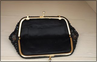Bolso de fiesta joya negro y con pedreria