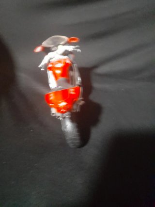 Moto a escala MV Agusta