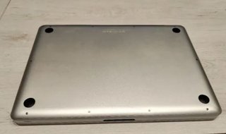 Macbook Pro 13" 6GB RAM SSD HIGH SIERRA