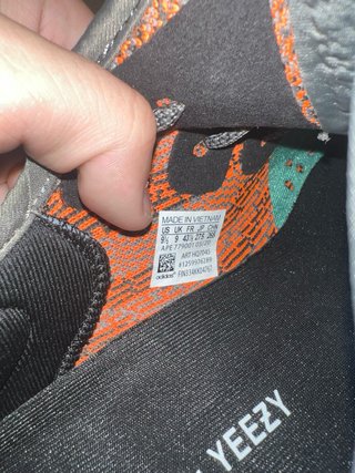 Adidas Yeezy Boost 350 V2 Beluga