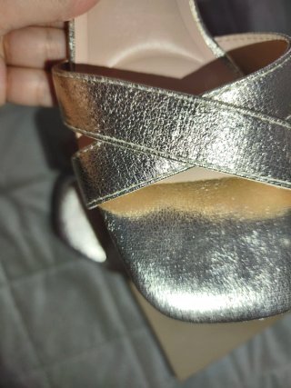 Sandalias doradas tacón bajo talla 37