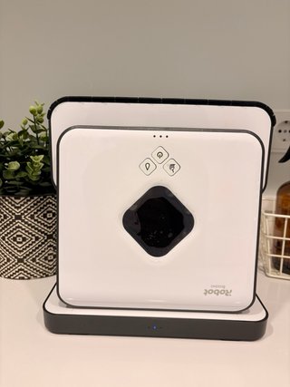 iRobot Braava 390t - Robot friegasuelos 2 en 1