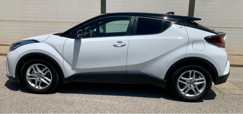 Toyota C-HR 2020 - foto 1