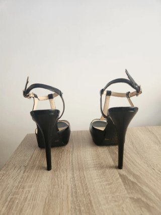 Zapatos de tacón alto Jessica Simpson negros