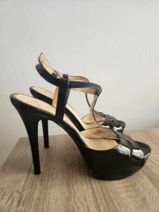 Zapatos de tacón alto Jessica Simpson negros