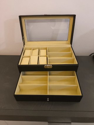 Scatola porta orologi e gioielli