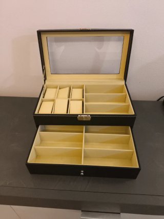 Scatola porta orologi e gioielli