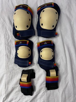 Protecciones Triple Eight Junior