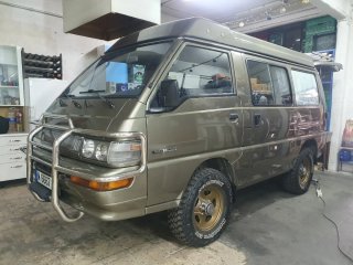 Mitsubishi L 300 1998