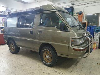 Mitsubishi L 300 1998
