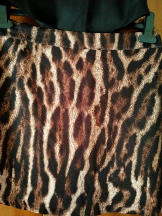 Conjunto Top y Falda Animal Print Sin Estrenar
