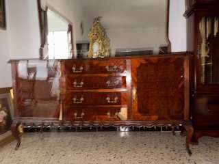 Conjunto comedor con madera maciza