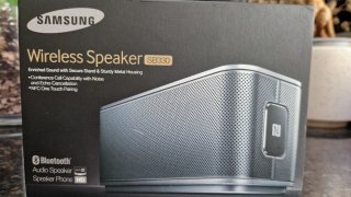 Samsung SB330 Coluna Bluetooth Nova na Caixa
