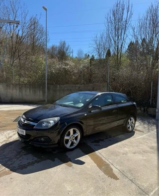 Opel Astra 1.9 GTC