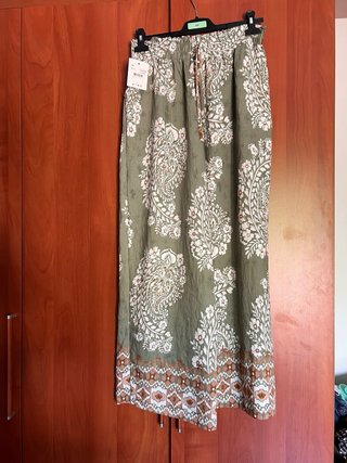 Pantalón fluido estampado talla XL/XXL NUEVO
