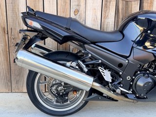 Kawasaki ZZR1400 Negra