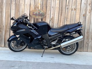 Kawasaki ZZR1400 Negra