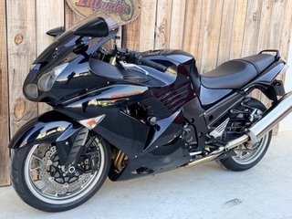 Kawasaki ZZR1400 Negra