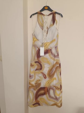 Vestido midi Zara estampado espalda combinada