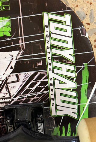 Monopatín Tony Hawk