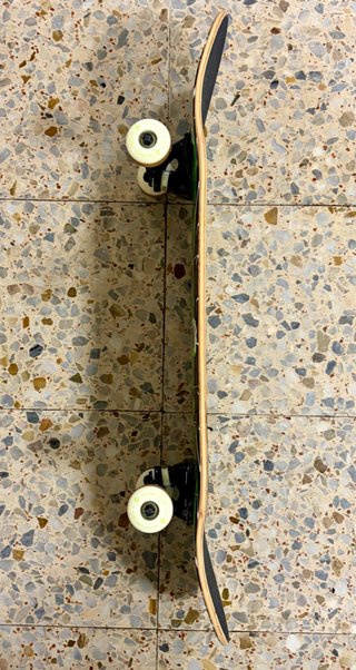 Monopatín Tony Hawk