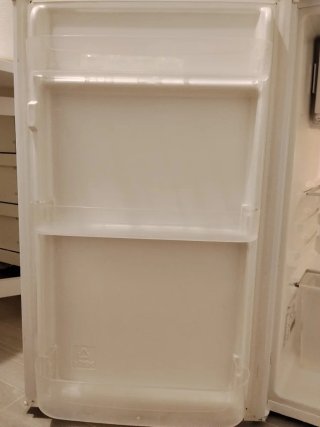 Frigorífico pequeño blanco